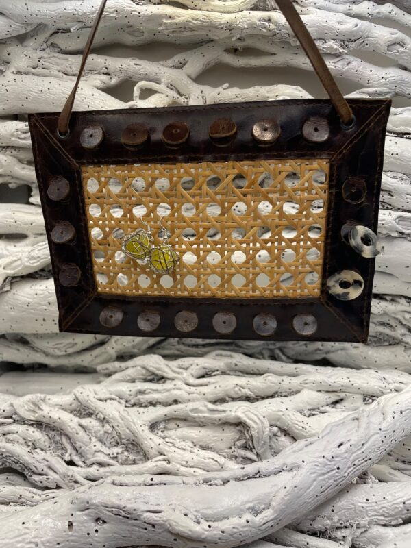 Porte-boucles d'oreilles
